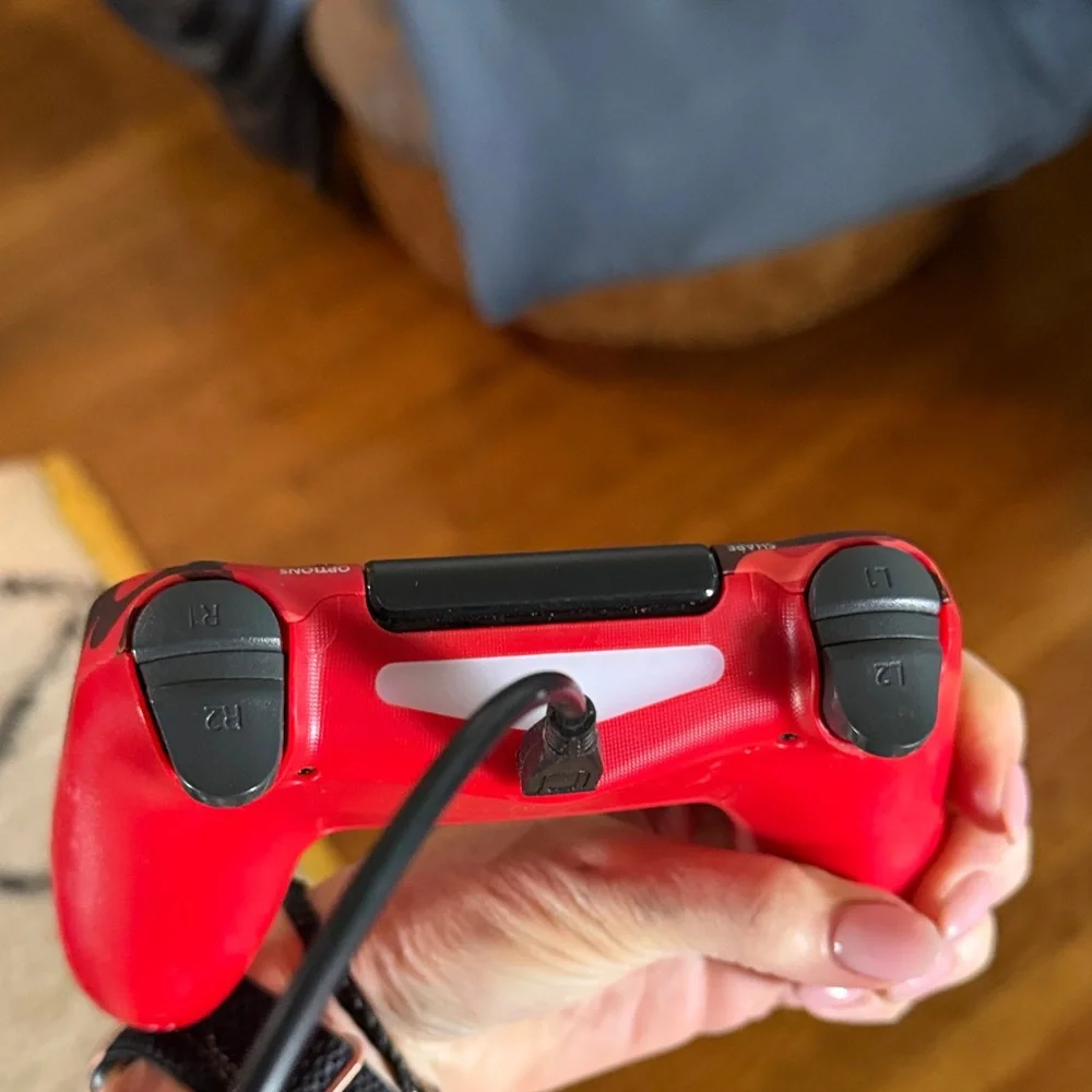 Red Camo Wireless Game Controller - PlayStation Style